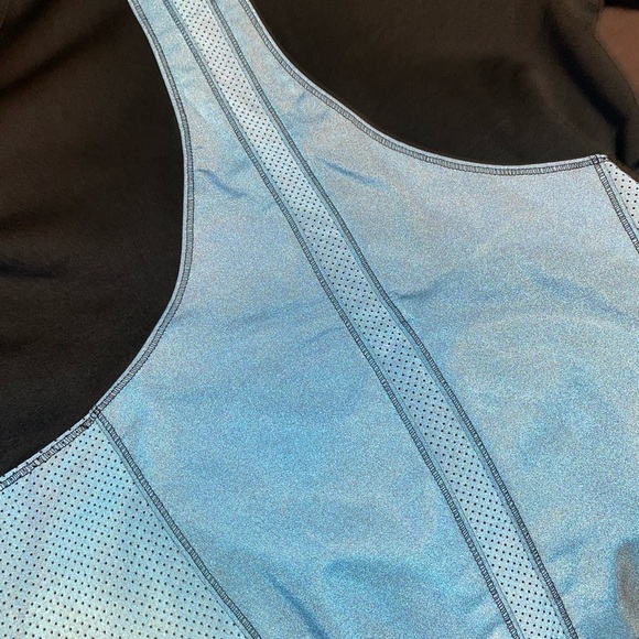 Lululemon reflective hoodie size 6 - Picture 12 of 12